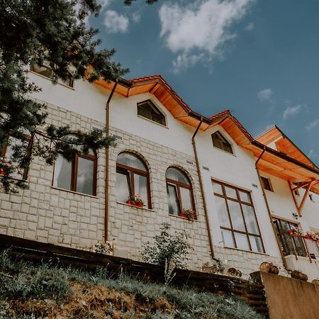 Pensiunea Poiana Verde Slănic-Moldova Esterno foto