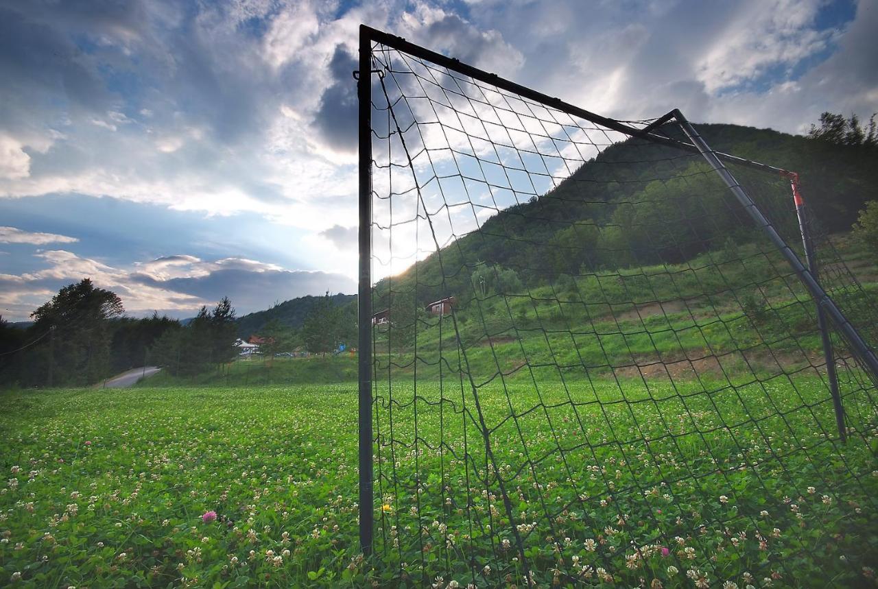 Pensiunea Poiana Verde Slănic-Moldova Esterno foto
