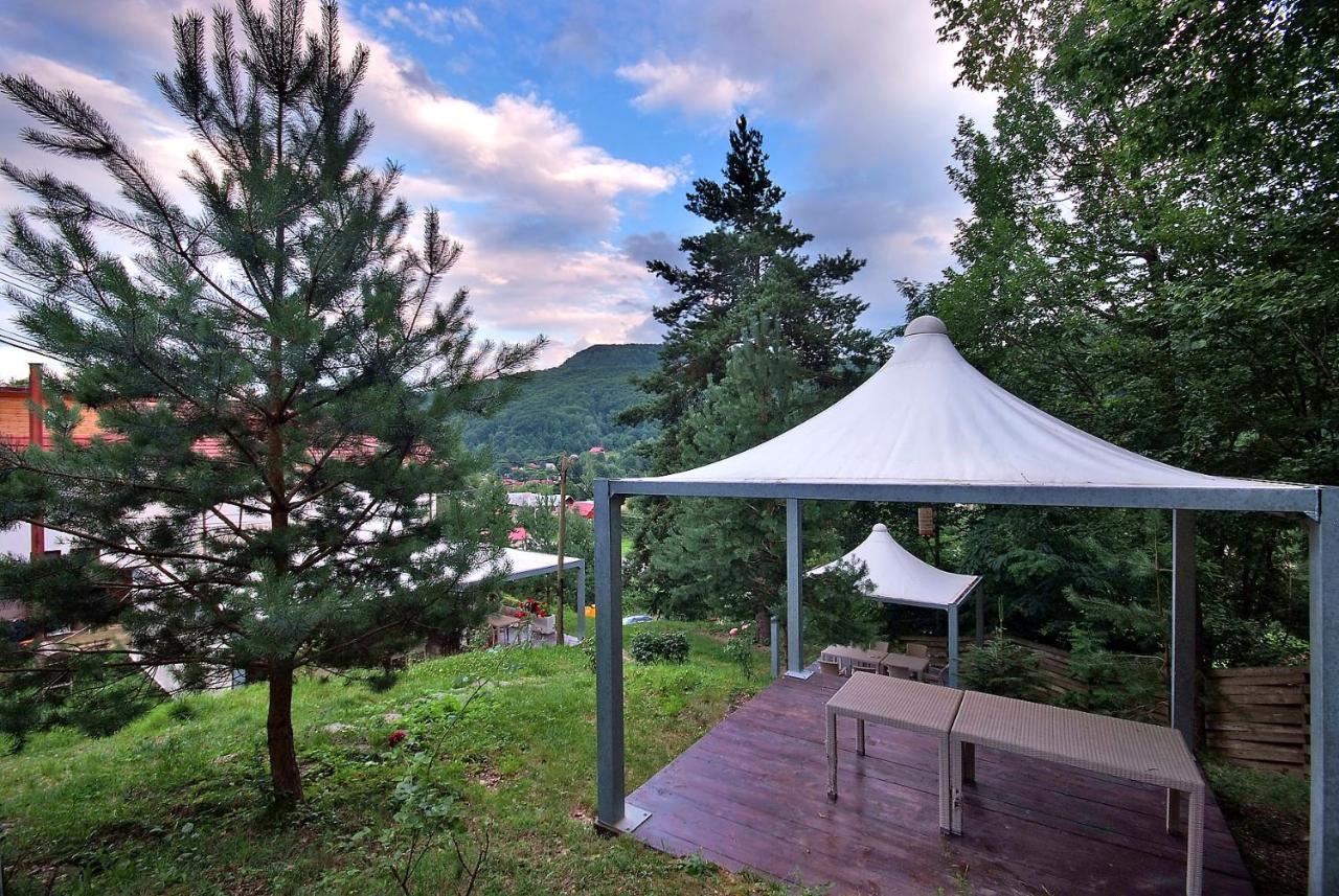 Pensiunea Poiana Verde Slănic-Moldova Esterno foto